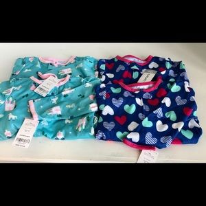 Got twins?4 Carter’s sleep & play outfits Size 18m